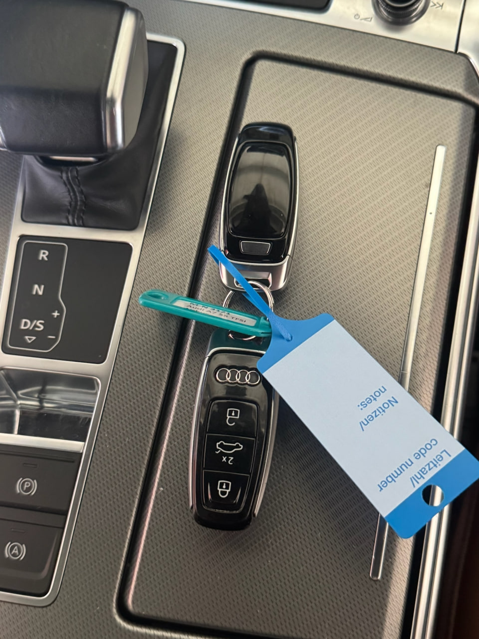 Audi A7 baxışı, 16 şəkildən 13-cisi