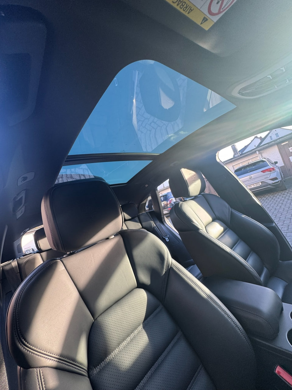 Porsche Macan baxışı, 17 şəkildən 13-cisi